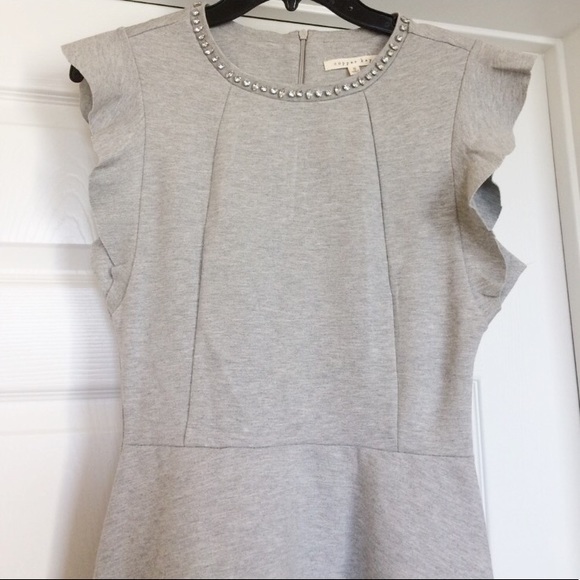 Stunning NWOT Grey Rhinestone Neckline Dress - Picture 4 of 6